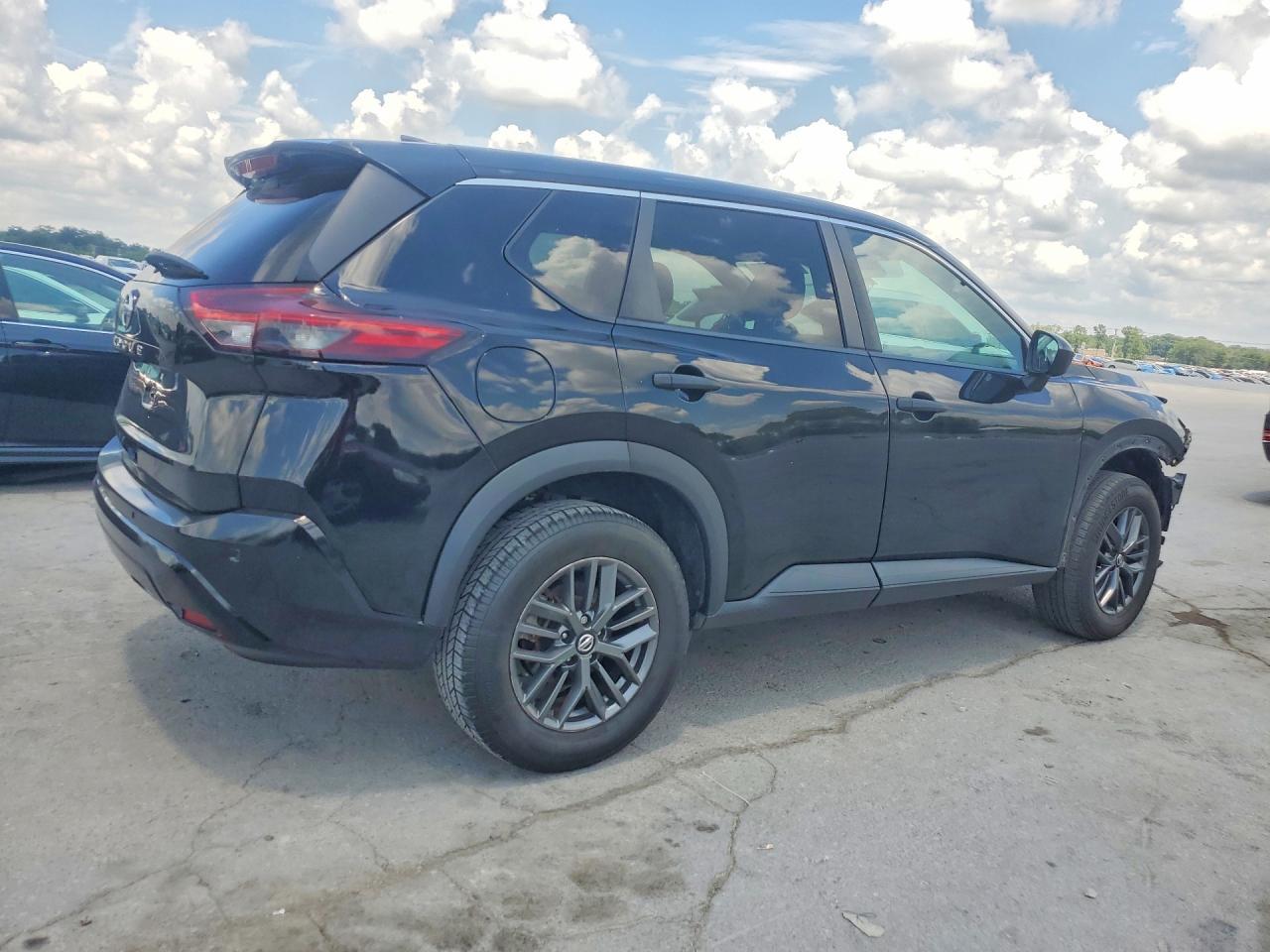 2021 Nissan Rogue S - Image 3