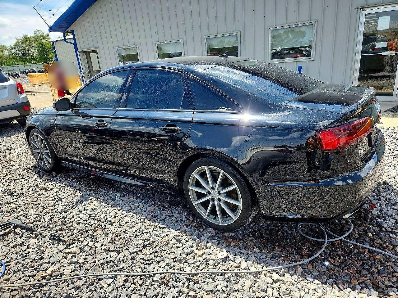 2018 Audi A6 Premium - Image 2
