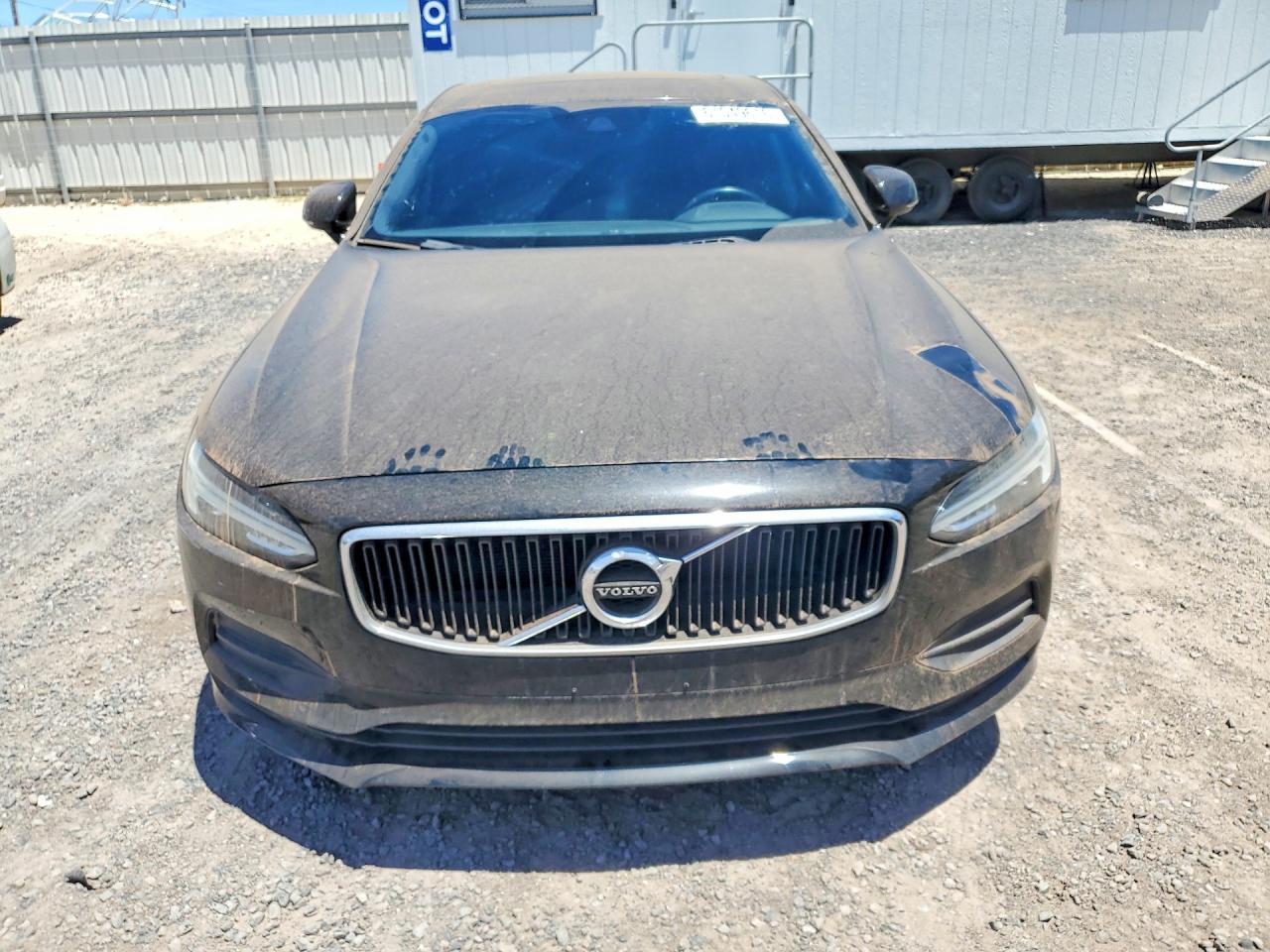 2019 Volvo S90 - Image 5