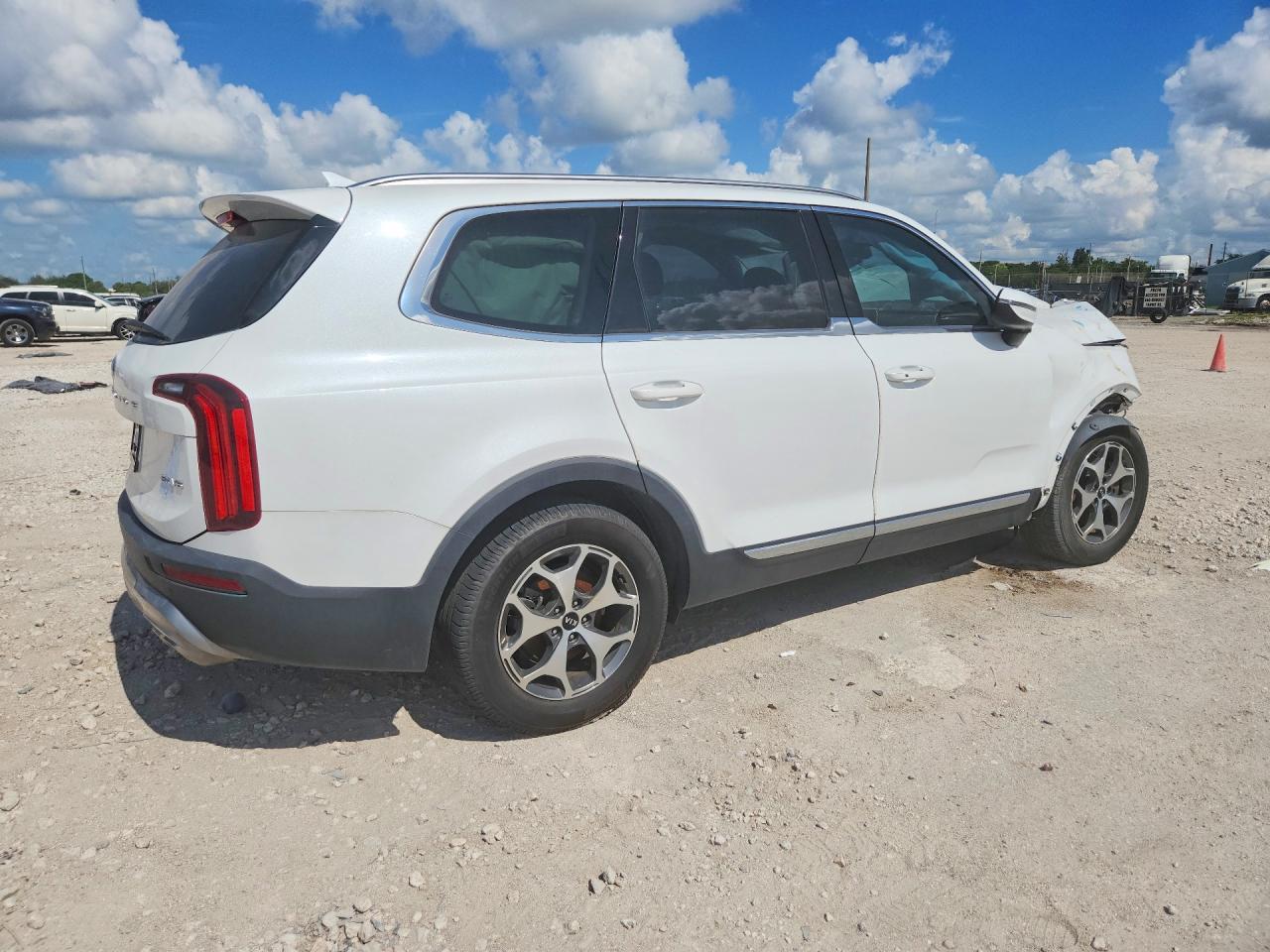 2020 Kia Telluride Ex - Image 3