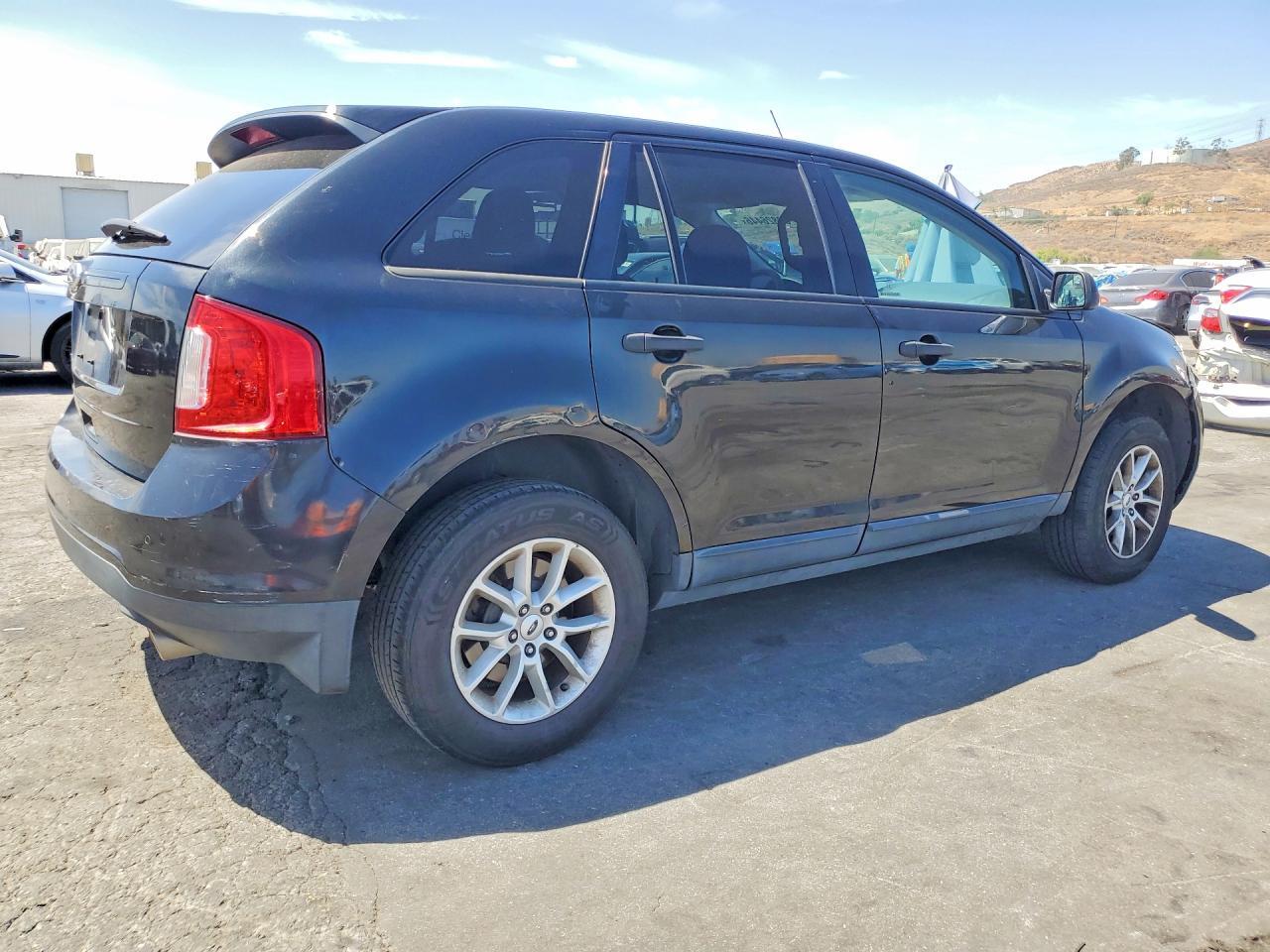 2014 Ford Edge Se - Фото 3