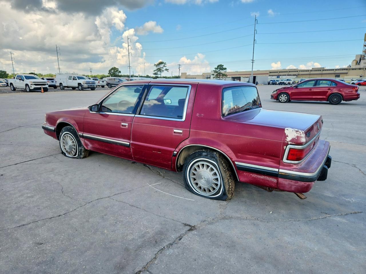 1993 Dodge Dynasty Le - Фото 2