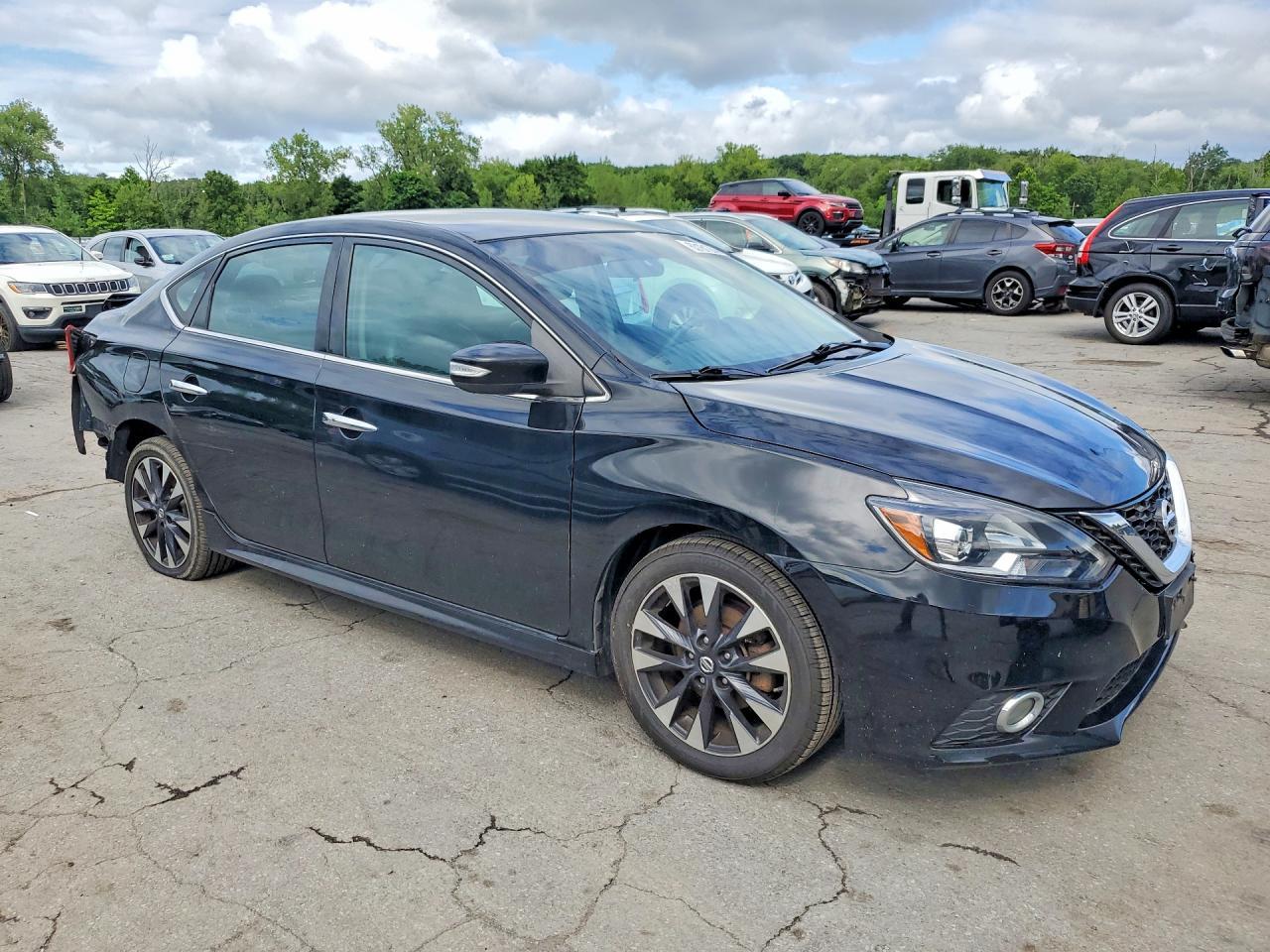 2017 Nissan Sentra Sr - Фото 4