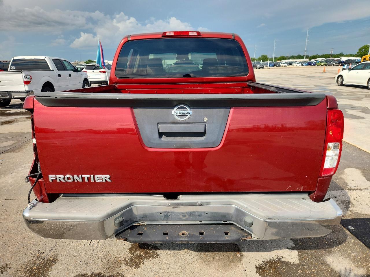 2015 Nissan Frontier S - Фото 6