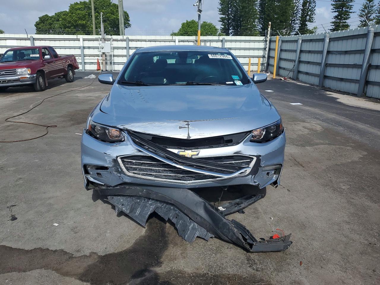 2017 Chevrolet Malibu Lt - Image 5