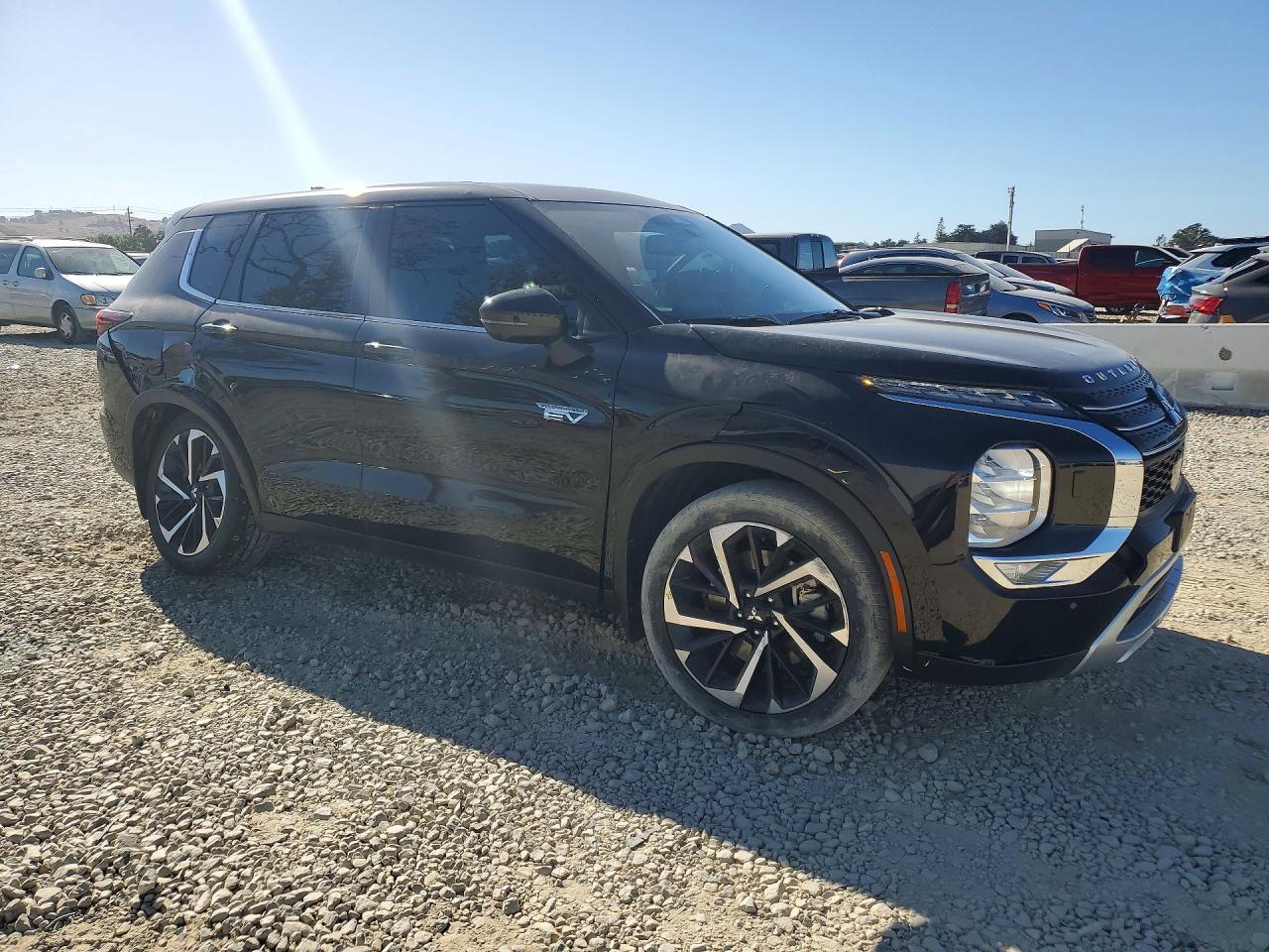 2023 Mitsubishi Outlander Se - Image 4