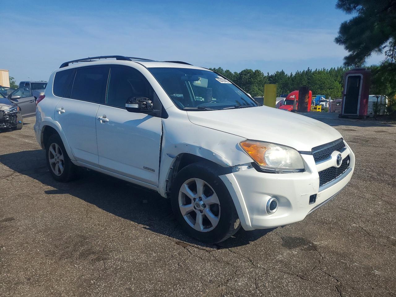 2012 Toyota Rav4 Limited - Image 4
