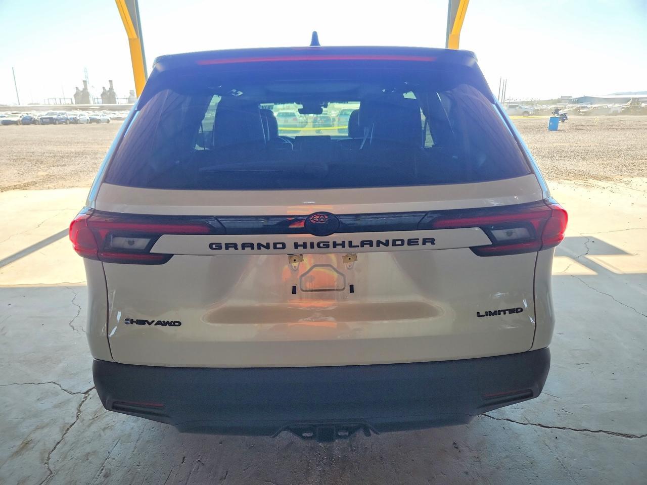 2026 Toyota Grand Highlander Hybrid Nightshade - Image 6