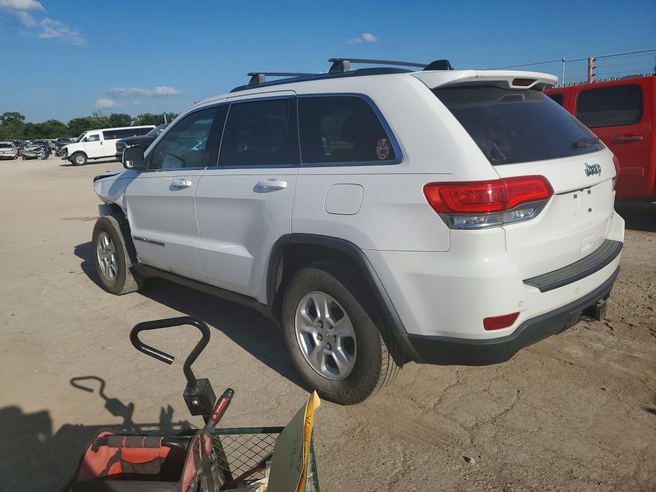 2017 Jeep Grand Cherokee Laredo - Image 2