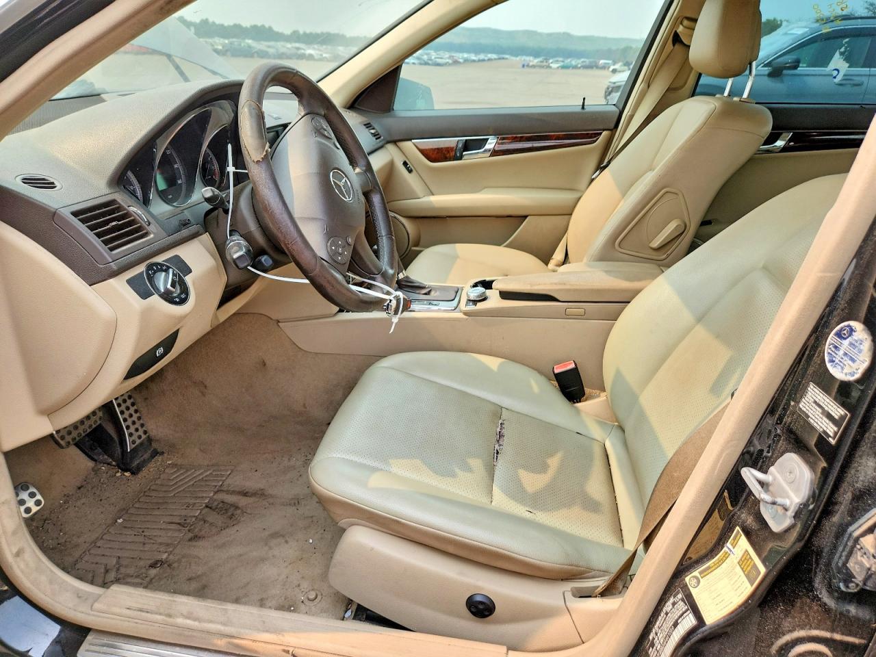 2010 Mercedes-Benz C 300 4Matic - Фото 7