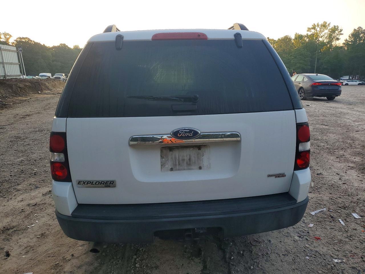 2007 Ford Explorer Xlt - Image 6