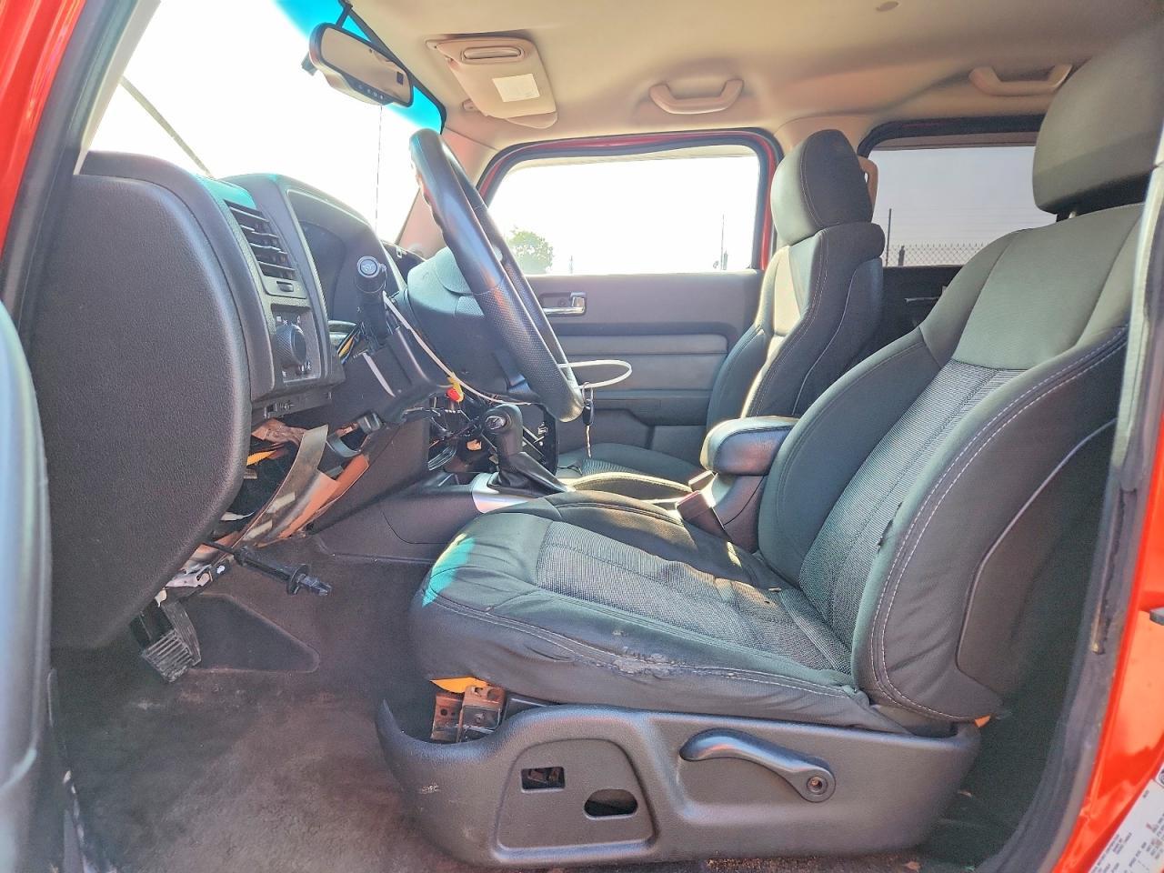 2009 Hummer H3 - Image 7