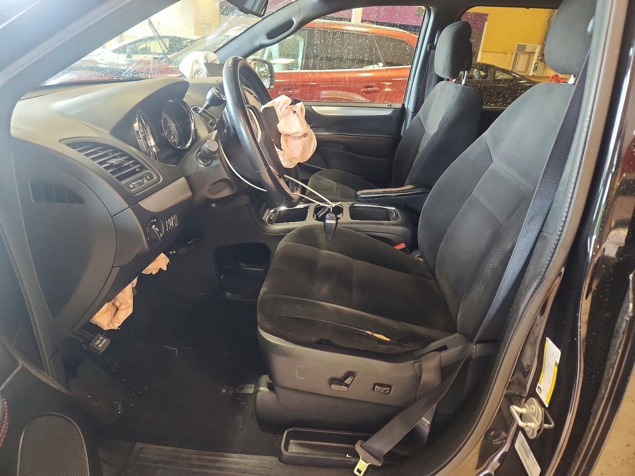 2016 Dodge Grand Caravan R/T - Image 7
