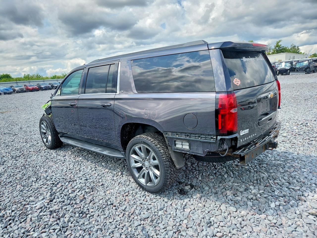 2018 Chevrolet Suburban K1500 Lt - Фото 2
