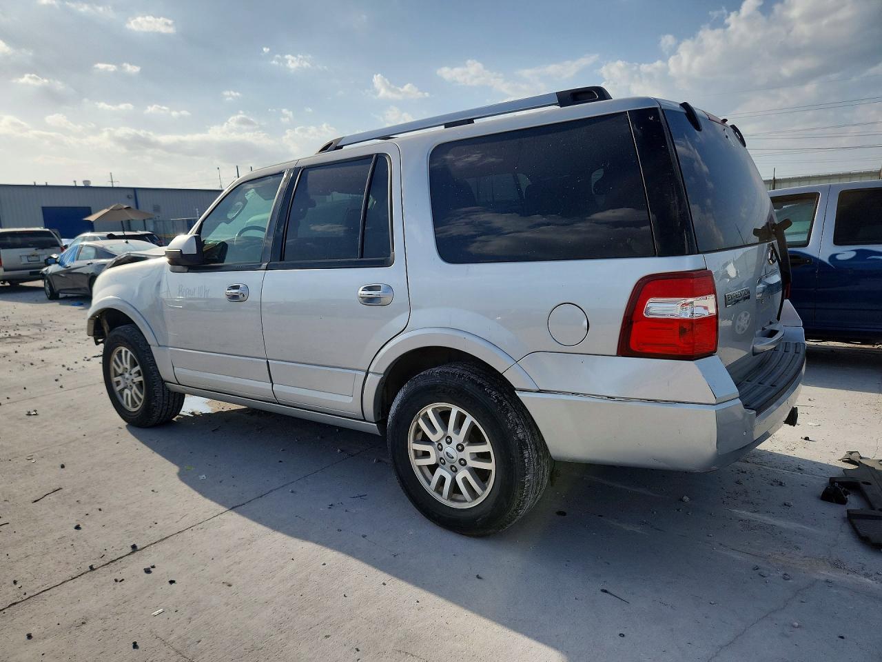 2012 Ford Expedition Limited - Фото 2