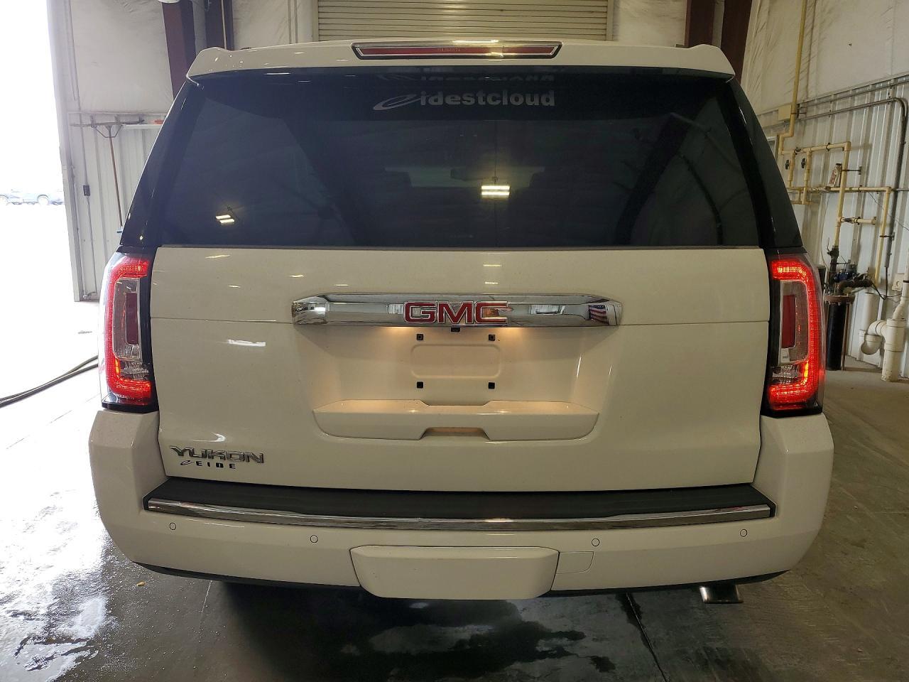 2018 GMC Yukon Denali - Фото 6