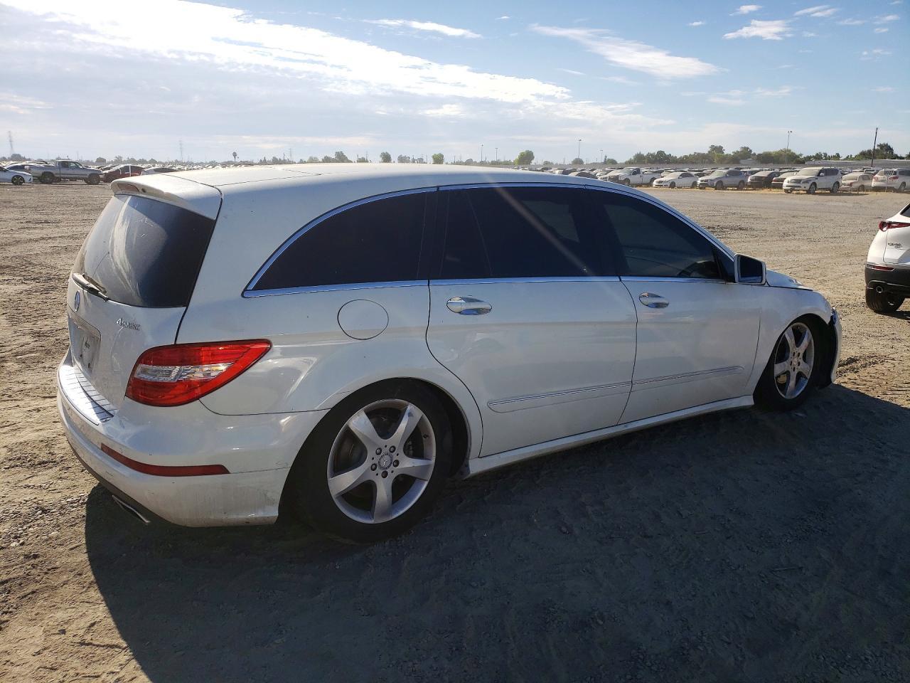 2011 Mercedes-Benz R 350 4Matic - Фото 3
