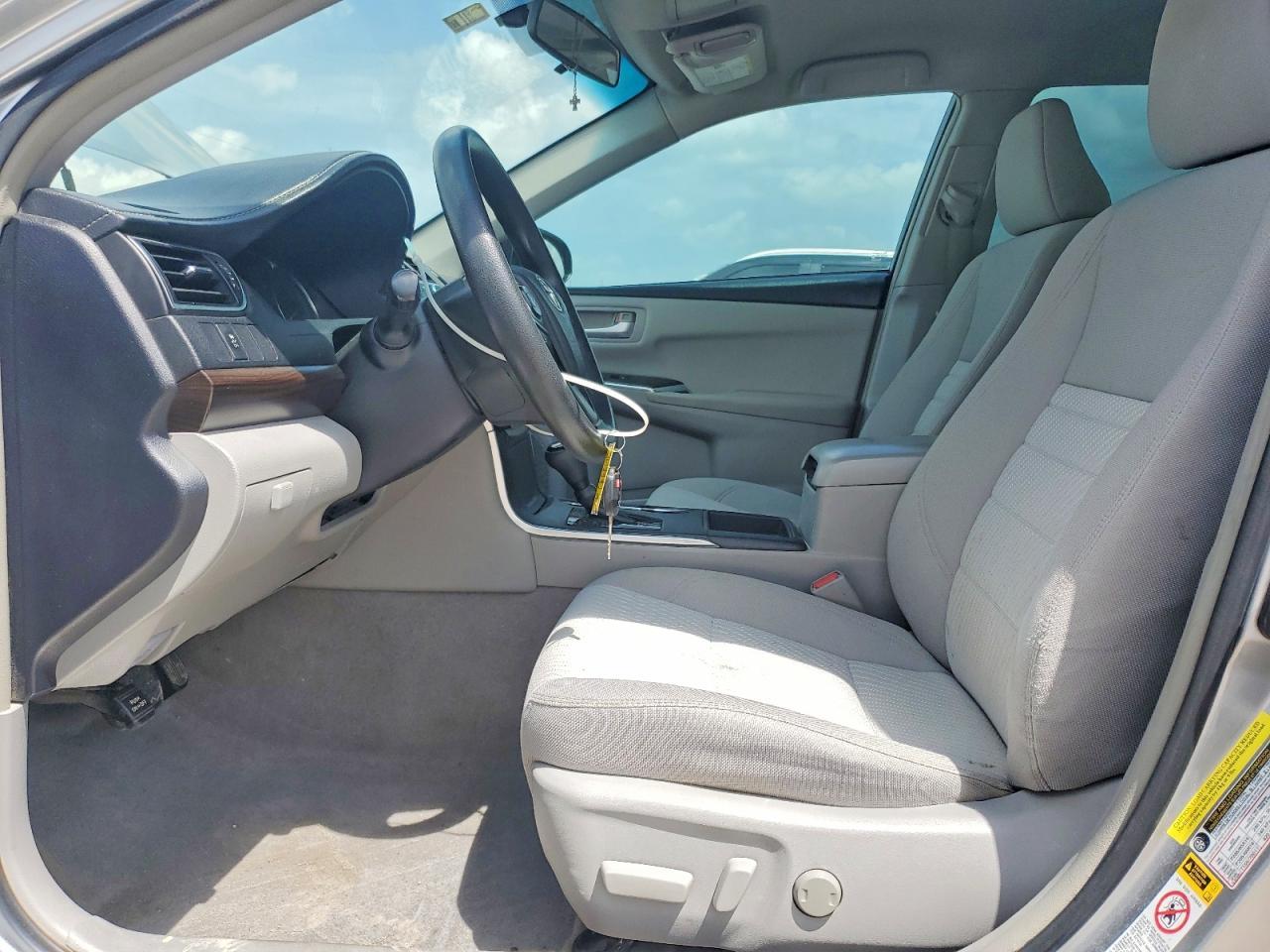 2017 Toyota Camry Le - Фото 7