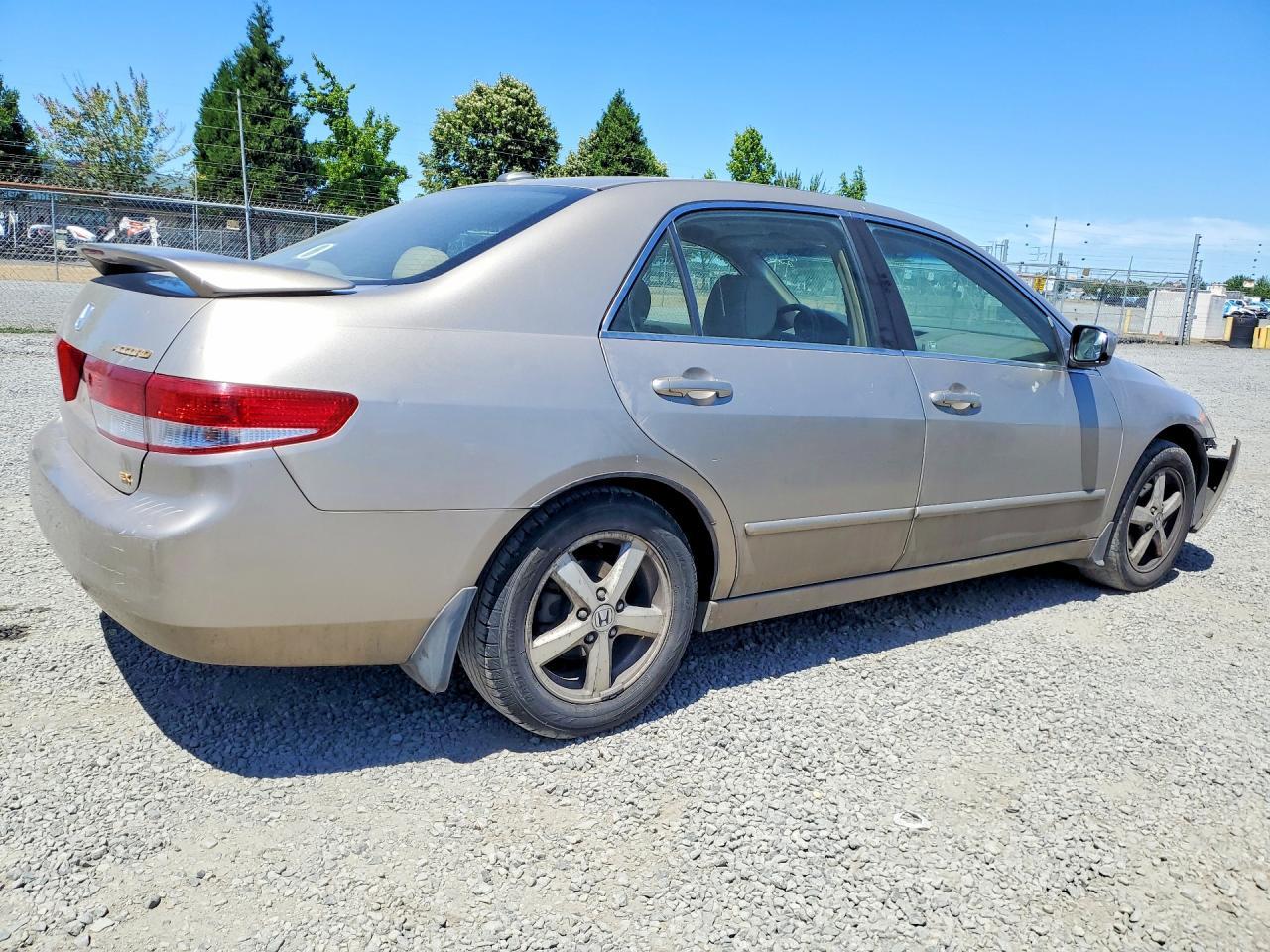 2004 Honda Accord Ex - Image 3