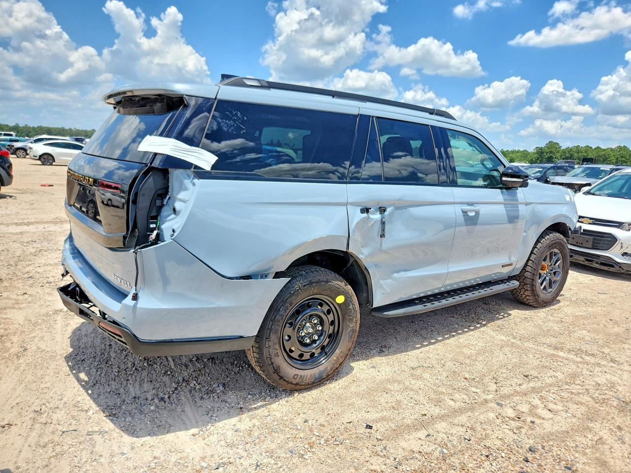 2026 Ford Expedition Tremor - Фото 3