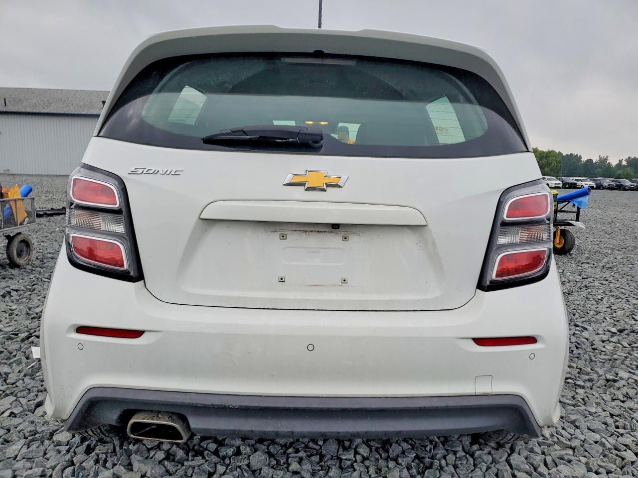 2020 Chevrolet Sonic - Image 6
