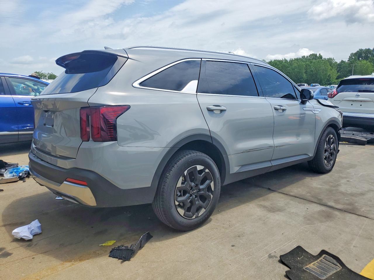 2026 Kia Sorento S - Фото 3