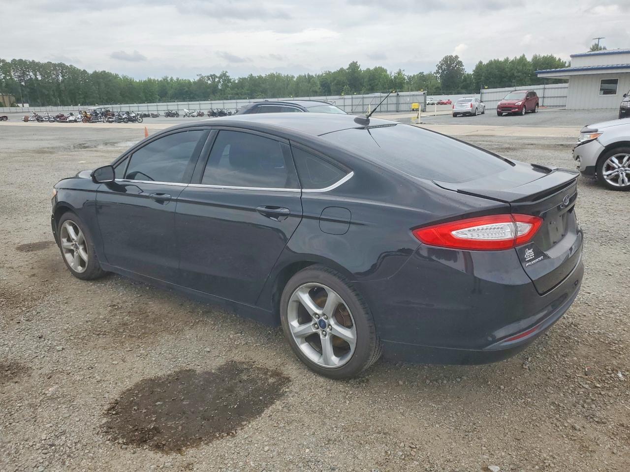 2016 Ford Fusion Se - Image 2