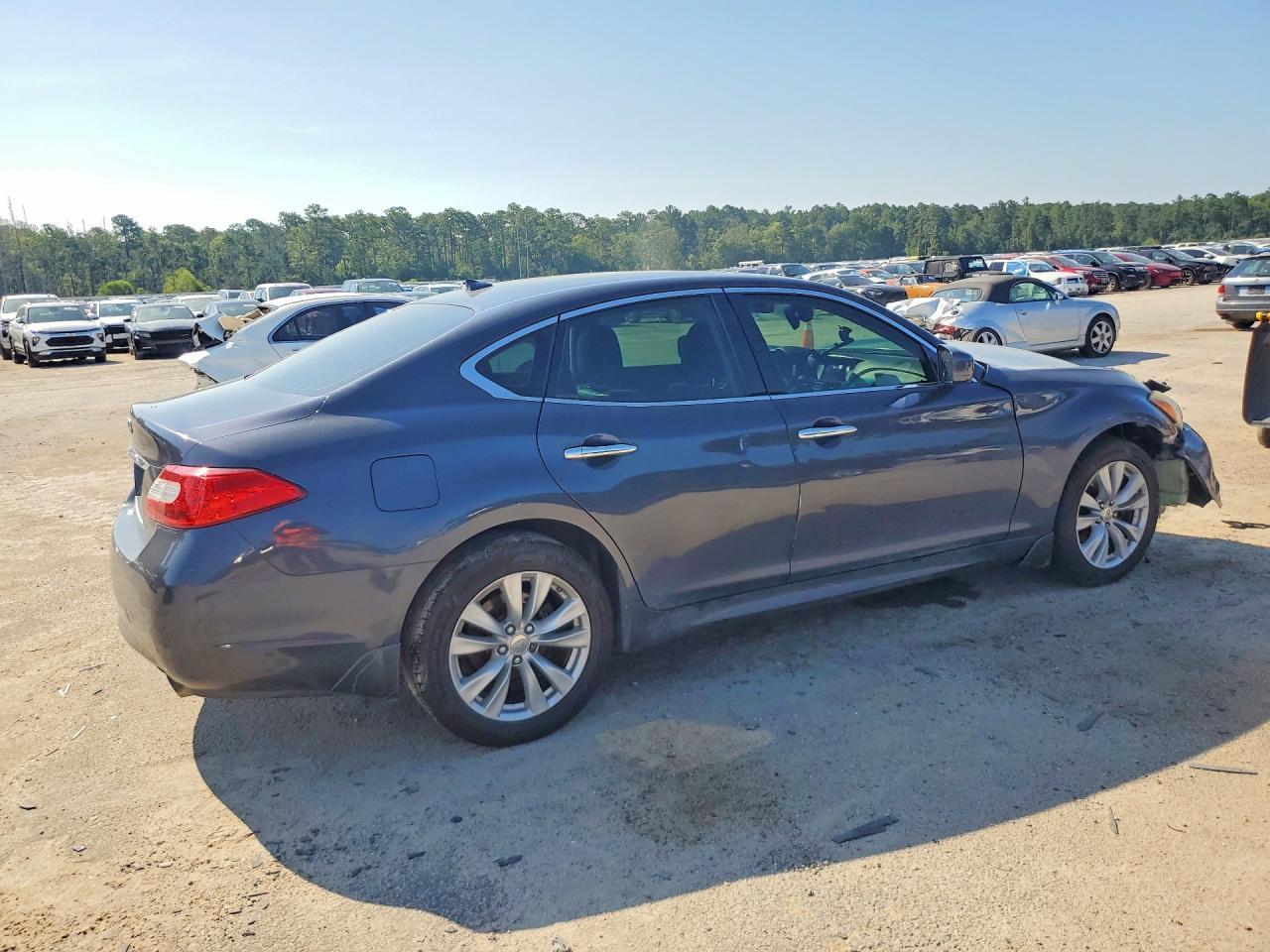 2011 Infiniti M37 X - Фото 3