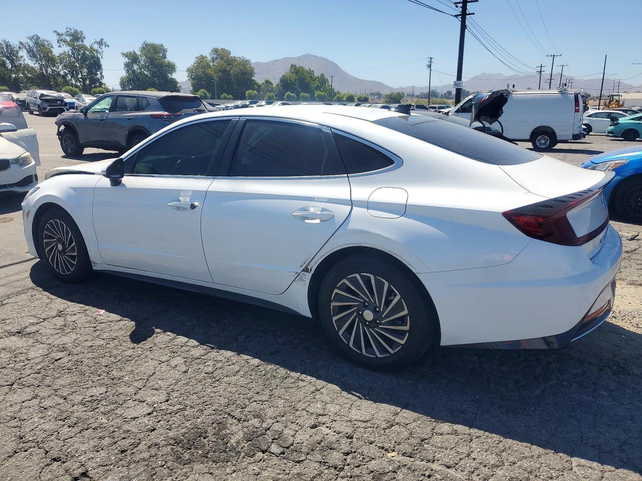 2021 Hyundai Sonata Hybrid Sel - Image 2