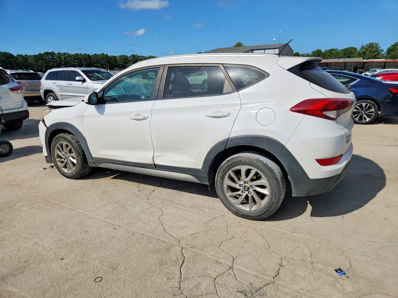 2017 Hyundai Tucson Se - Фото 2