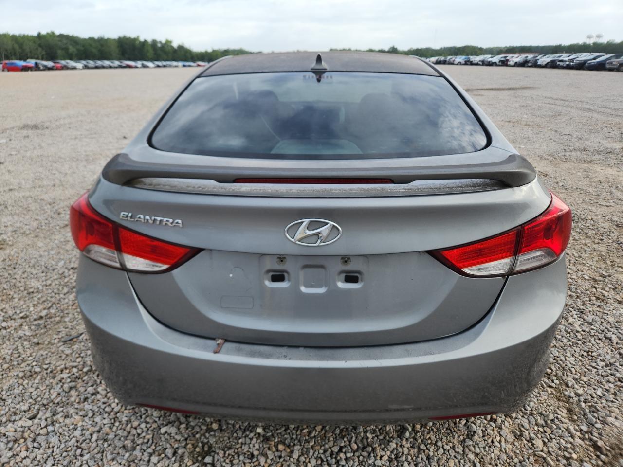 2013 Hyundai Elantra Gls - Фото 6