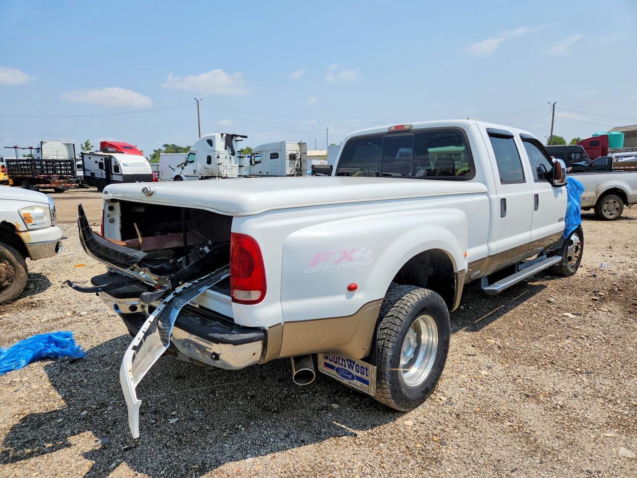 2007 Ford F350 - Image 3