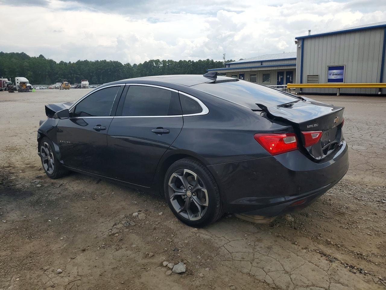 2023 Chevrolet Malibu Lt - Image 2