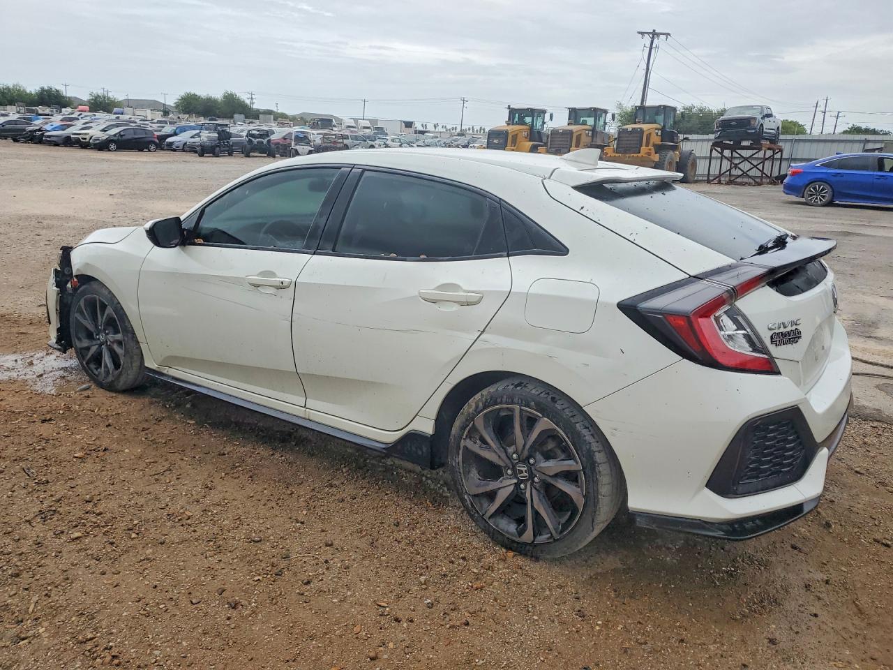 2019 Honda Civic Sport - Фото 2