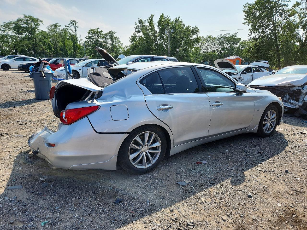 2015 Infiniti Q50 Premium - Фото 3