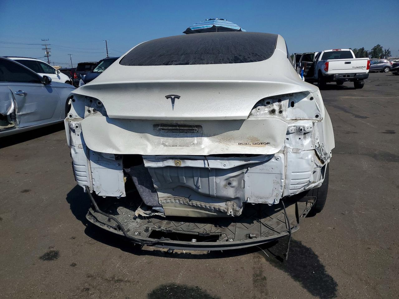2022 Tesla Model 3 - Image 6