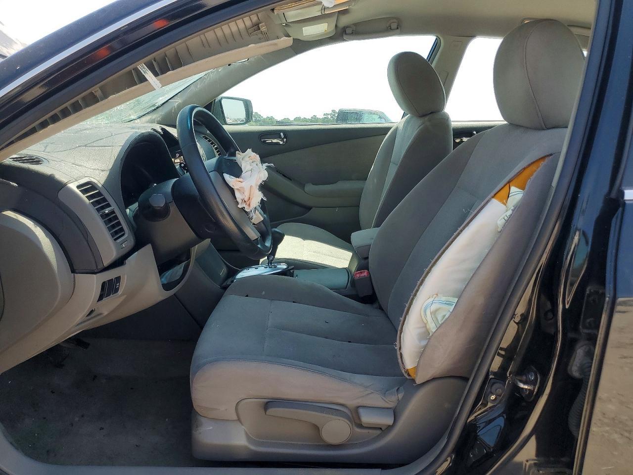 2010 Nissan Altima 2.5 - Фото 7