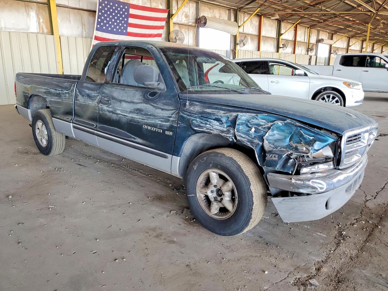 1998 Dodge Dakota - Image 4