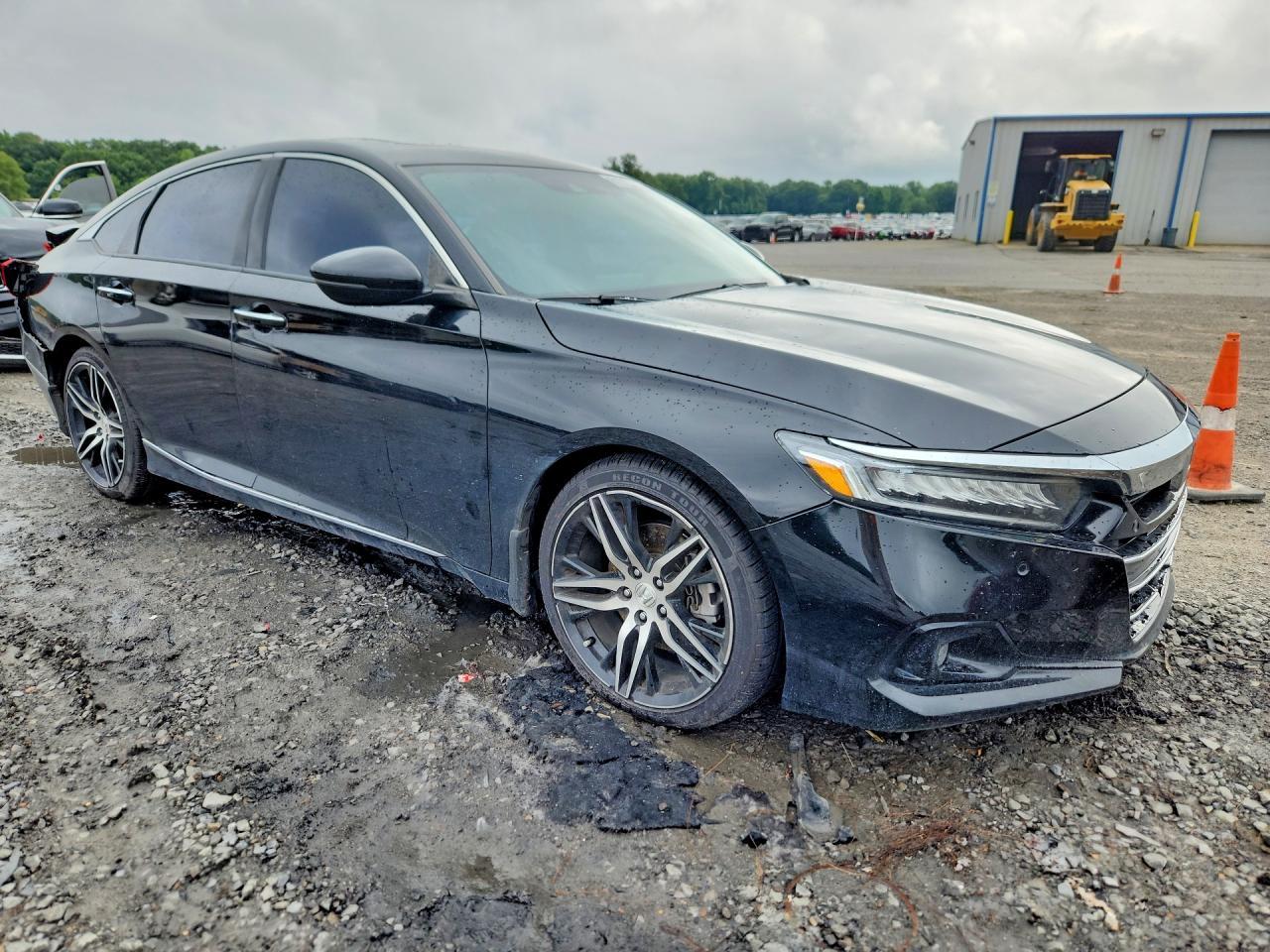 2021 Honda Accord Touring - Фото 4