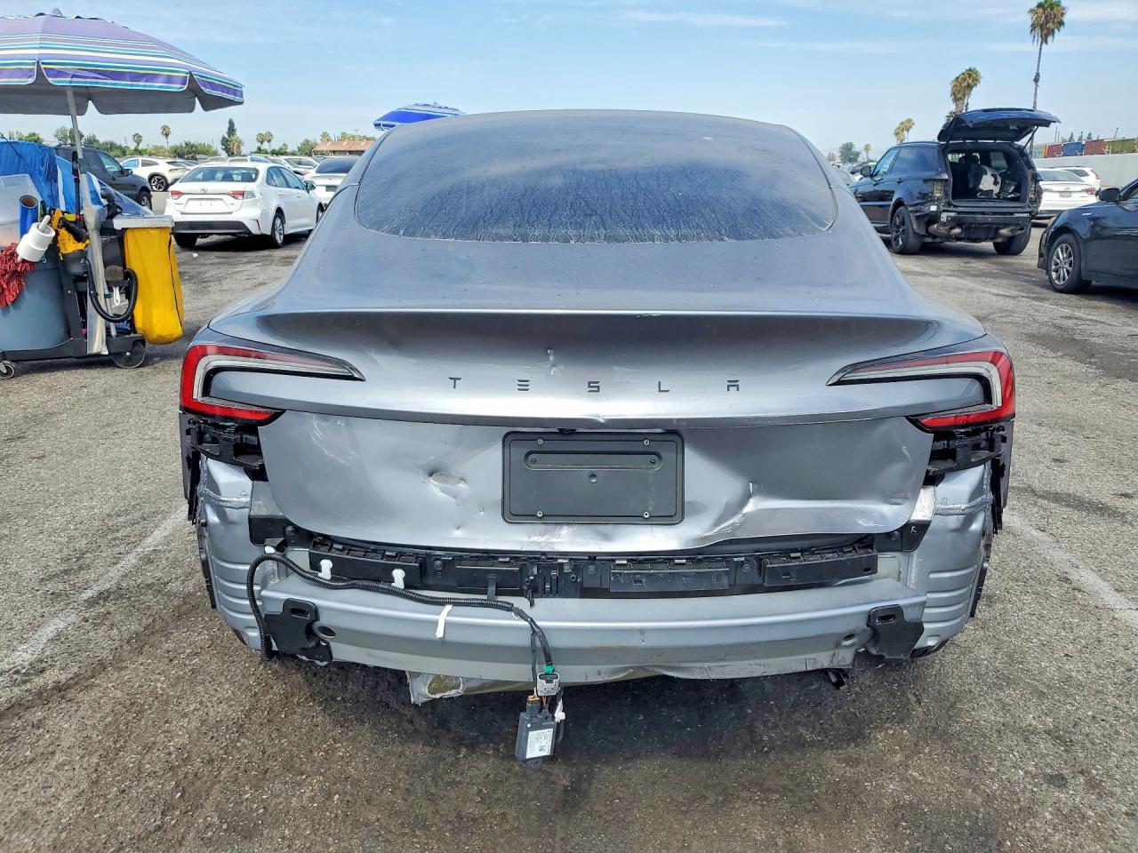 2026 Tesla Model 3 - Фото 6