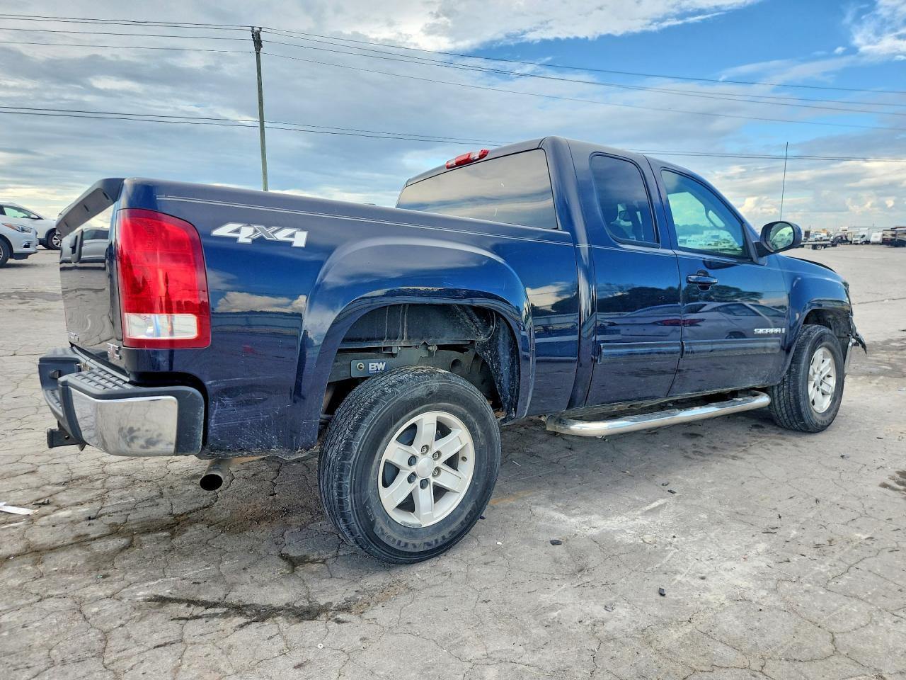 2007 GMC New Sierra K1500 - Фото 3