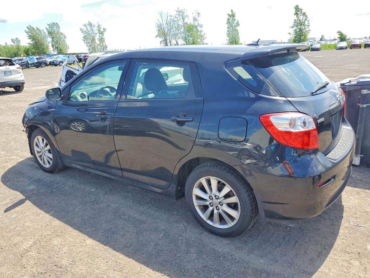 2010 Toyota Matrix Base - Фото 2