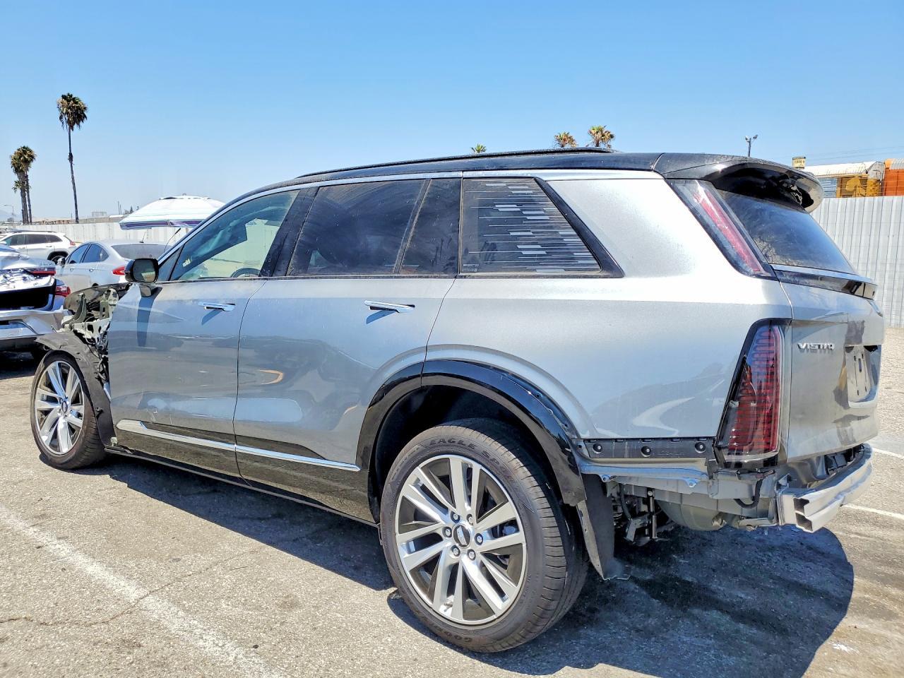 2026 Cadillac Vistiq Luxury - Фото 2