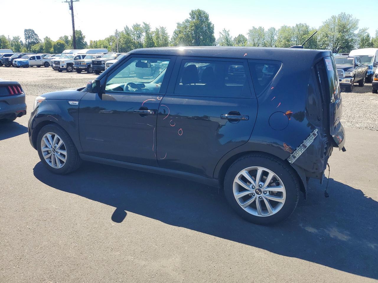 2017 Kia Soul + - Image 2