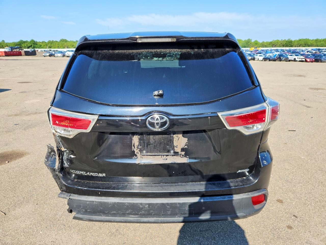 2015 Toyota Highlander Le - Фото 6