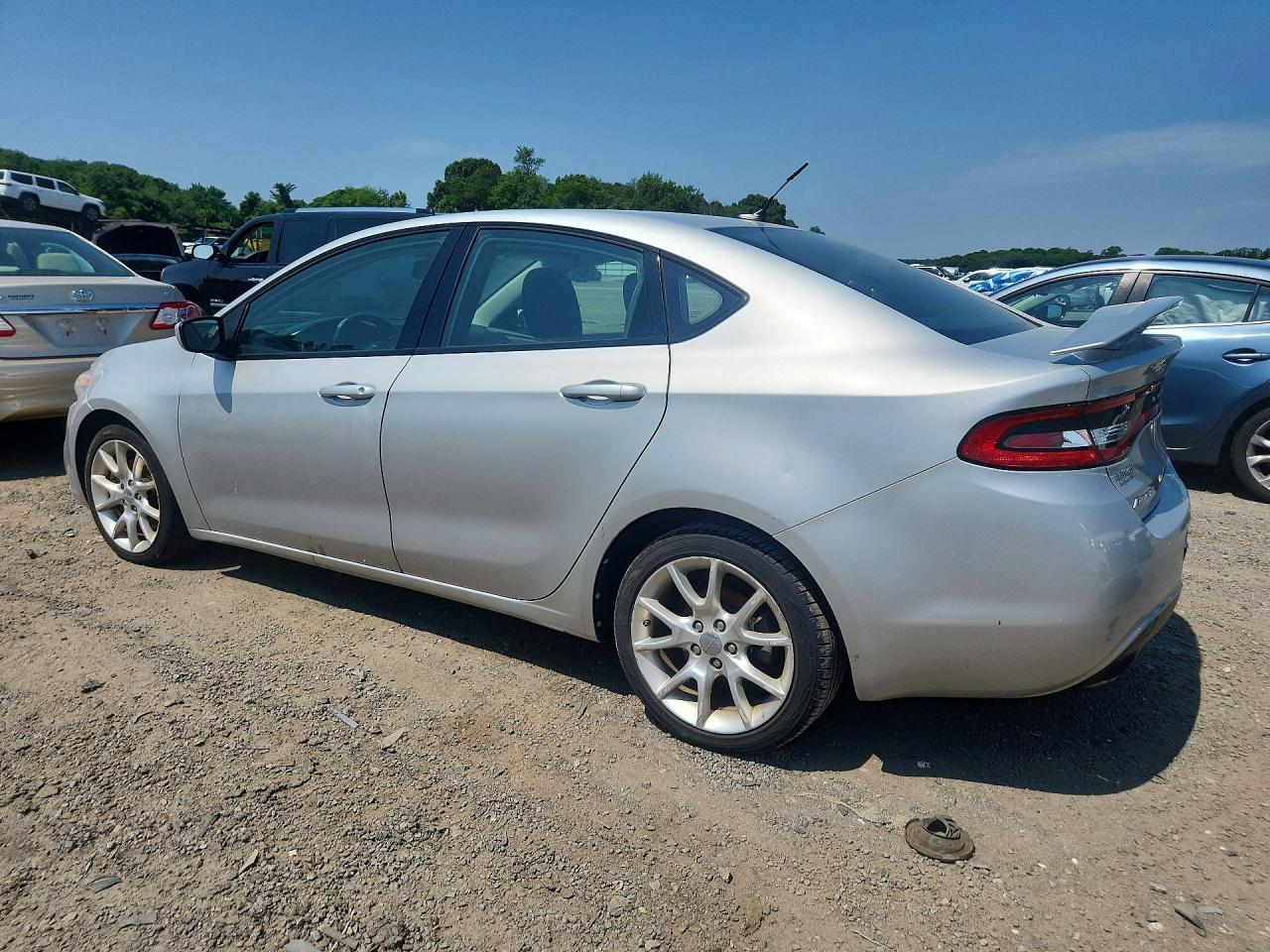 2013 Dodge Dart Sxt - Image 2