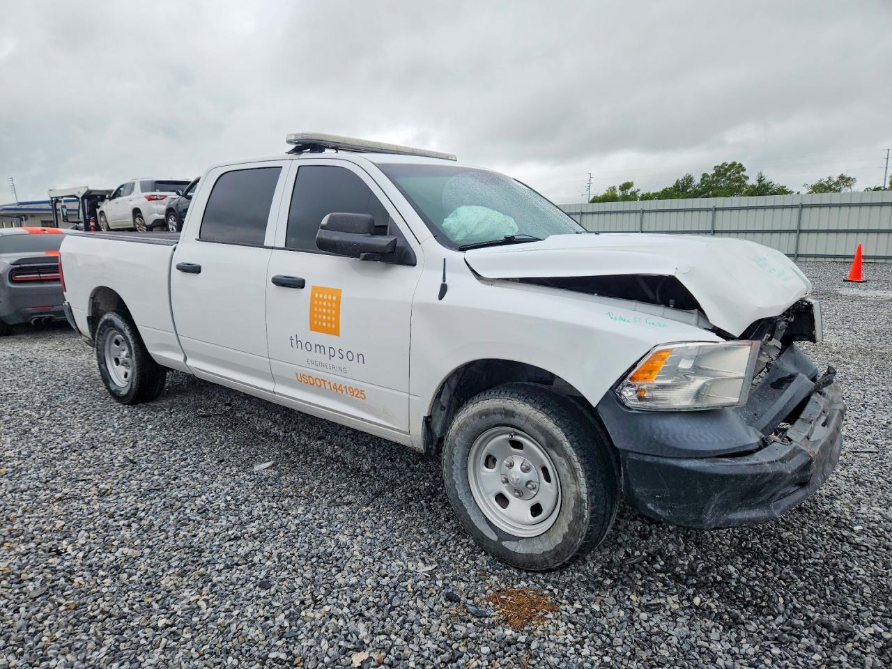 2023 Ram 1500 Classic Tradesman - Фото 4