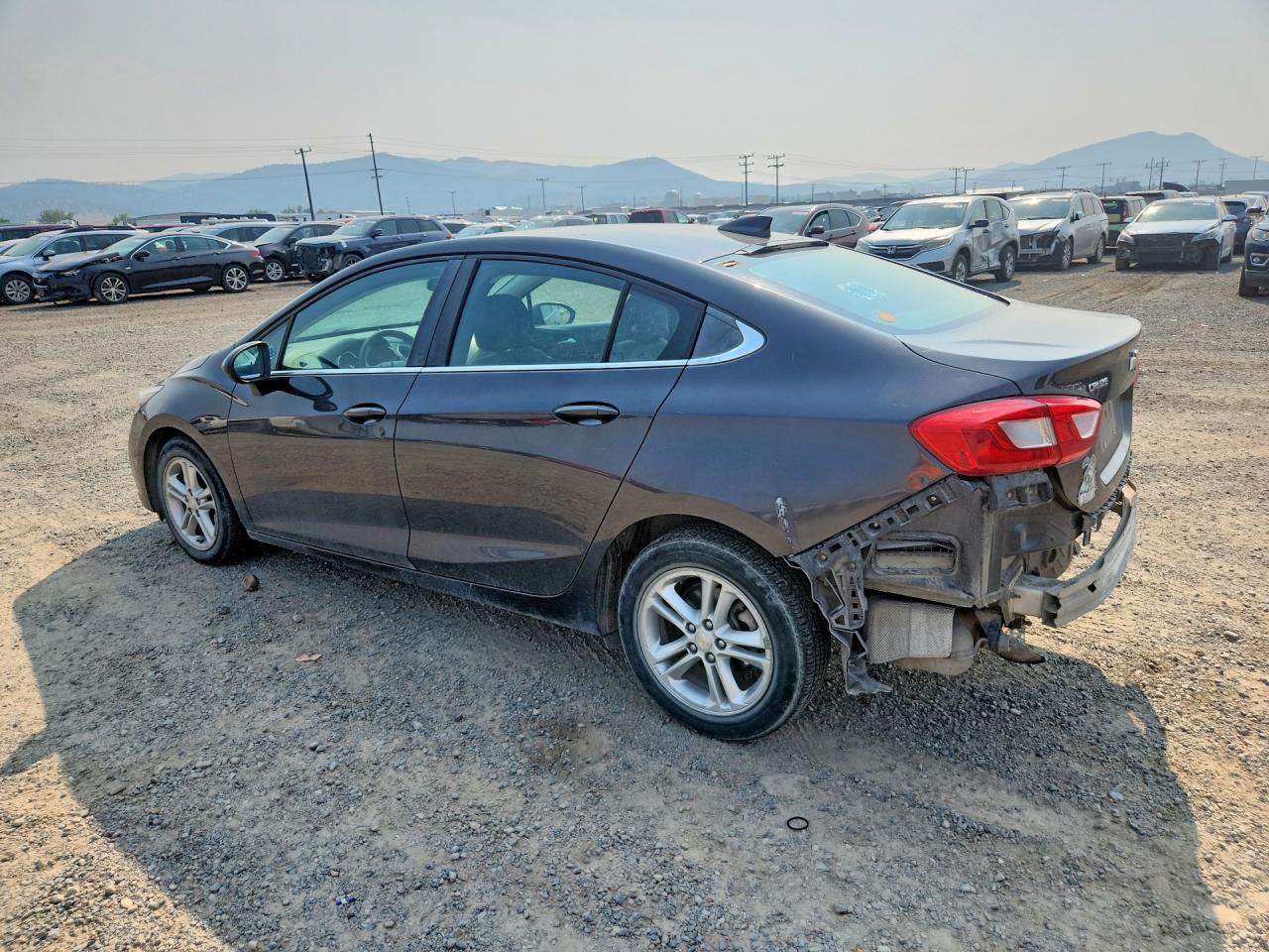 2016 Chevrolet Cruze Lt - Image 2