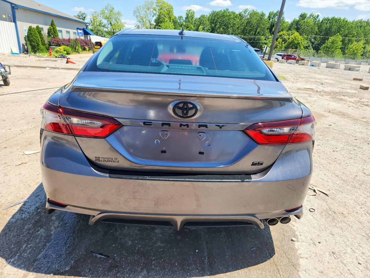 2024 Toyota Camry Se - Фото 6