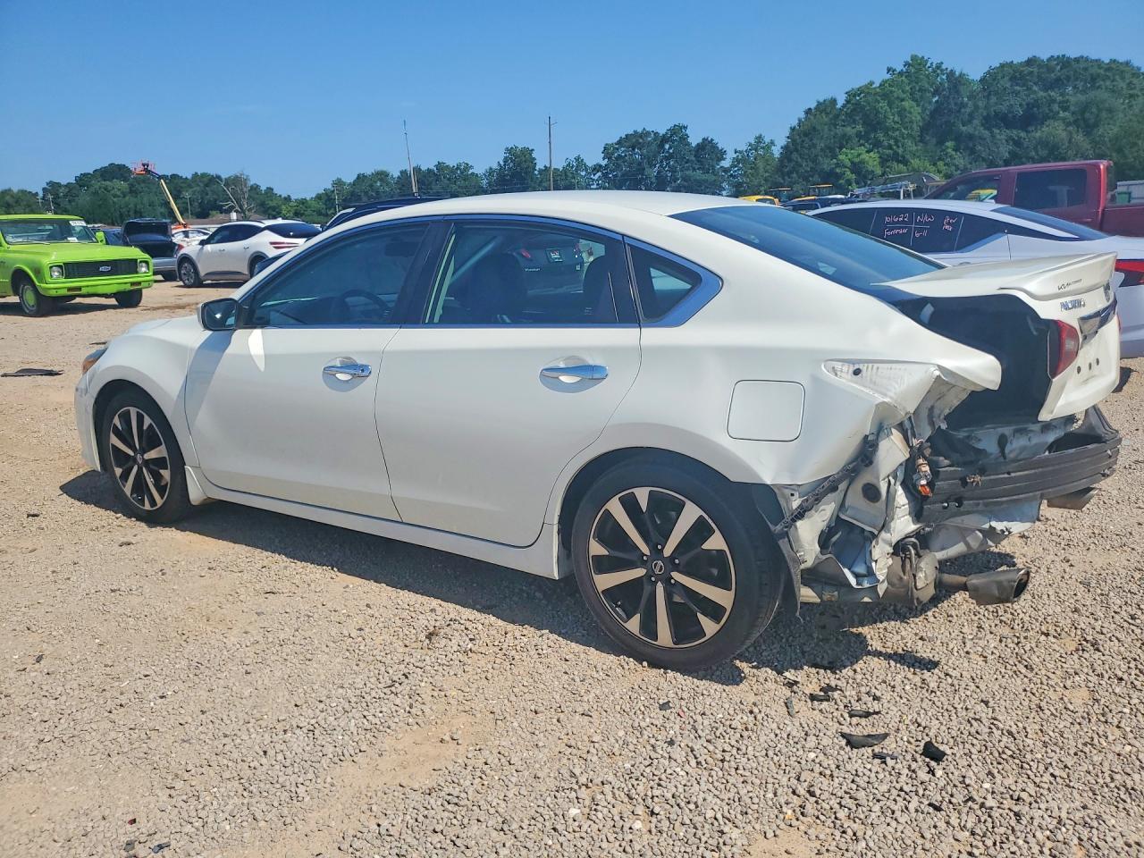 2018 Nissan Altima 2.5 Sr - Фото 2